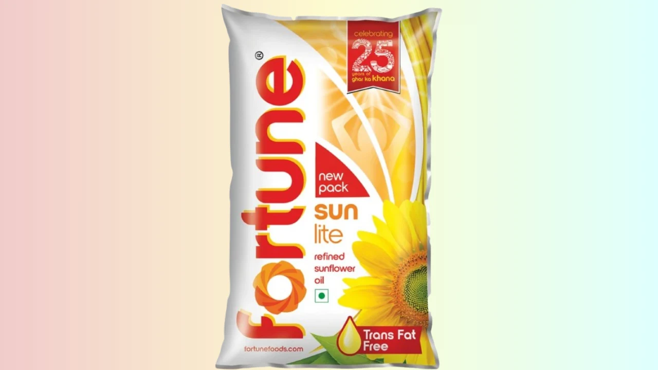 Fortune Sunflower Oil Pouch - 1 ltr - Quality Grocery Kuli